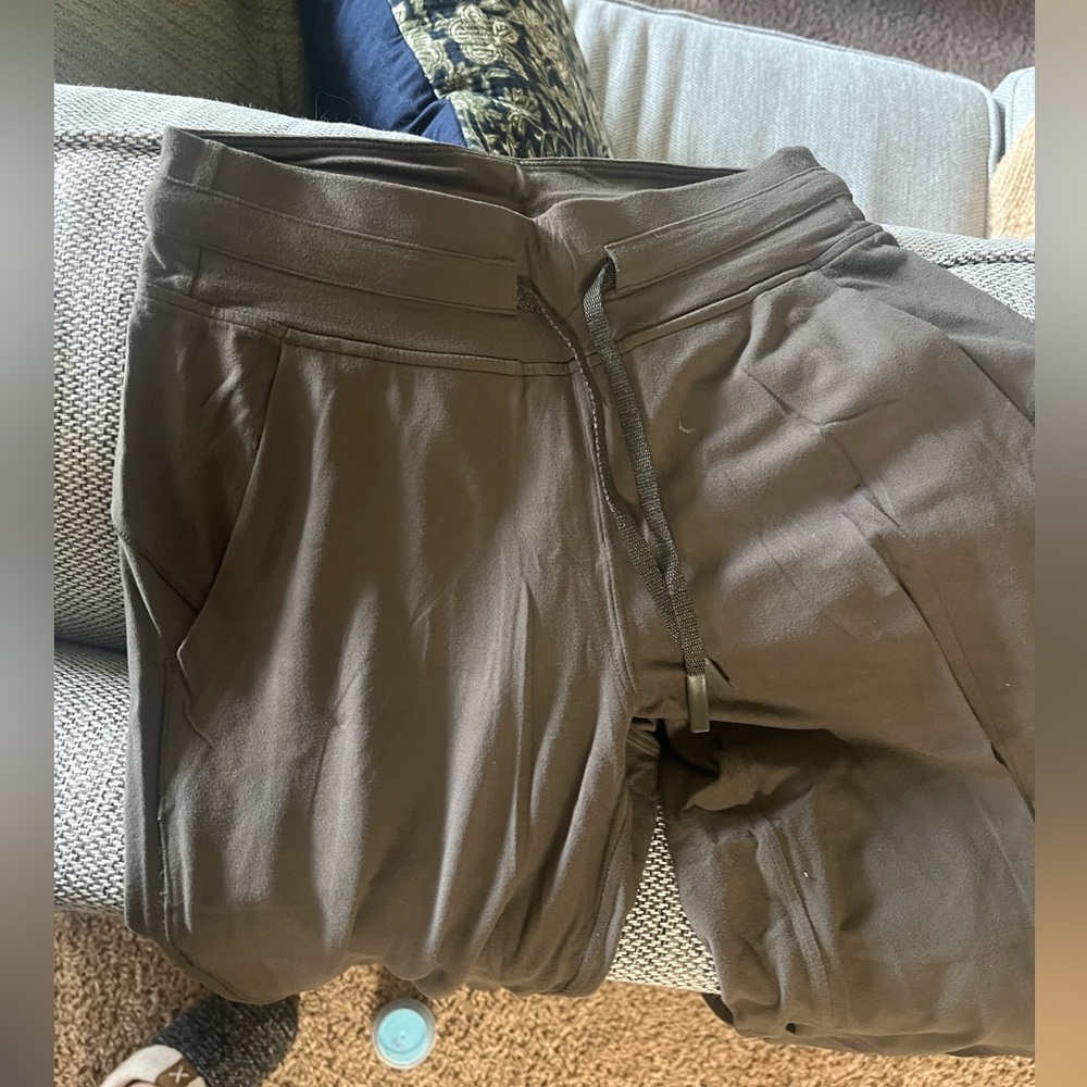 Align joggers